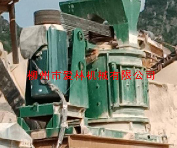 貴港東龍石場(chǎng)1500-3甩錘機