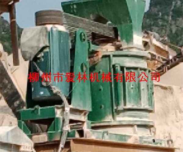貴港東龍石場(chǎng)1500-3甩錘機
